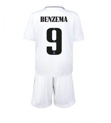 Real Madrid Karim Benzema #9 Hjemmedraktsett Barn 2022-23 Kortermet (+ Korte bukser)